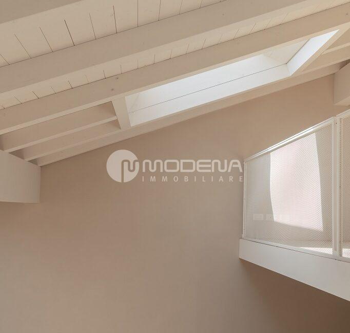 P21 (29)