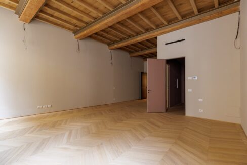 P21 1 (15)