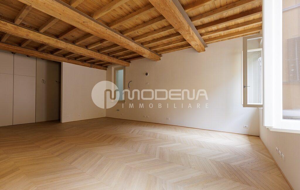 P21 2 (14)