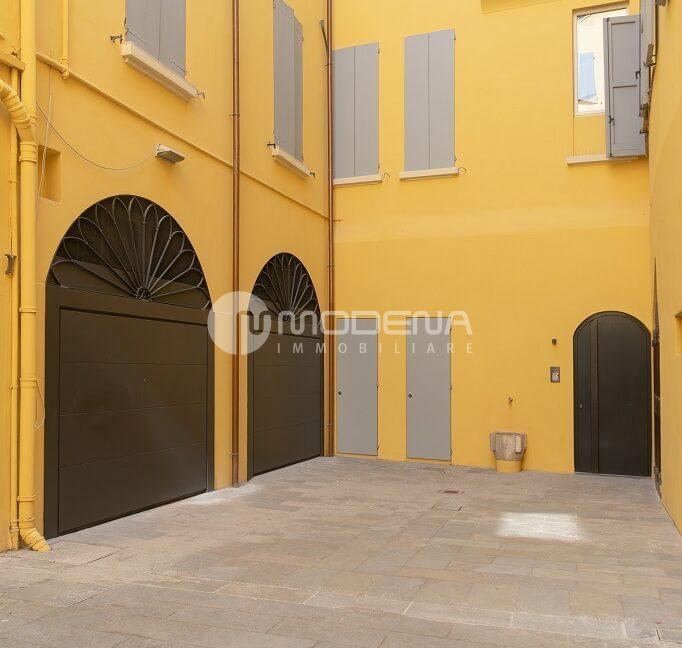 P21 2 (3)