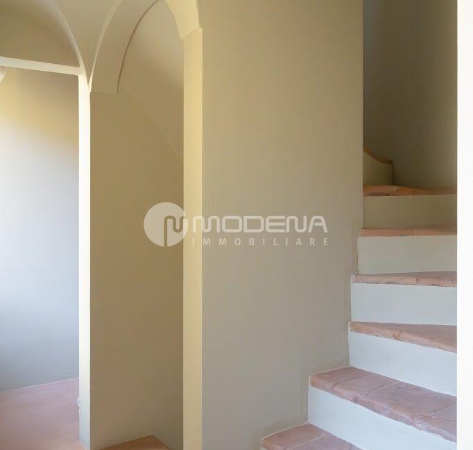 P21 2 (6)