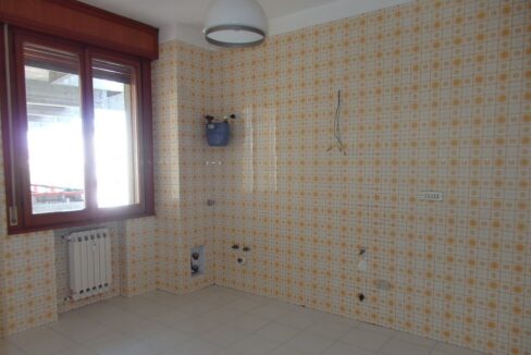 A83 (9)