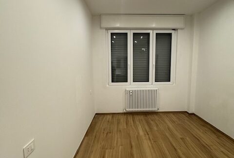 I4 (11)