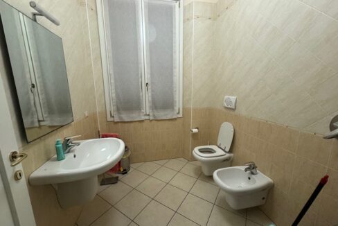 A44 (9)